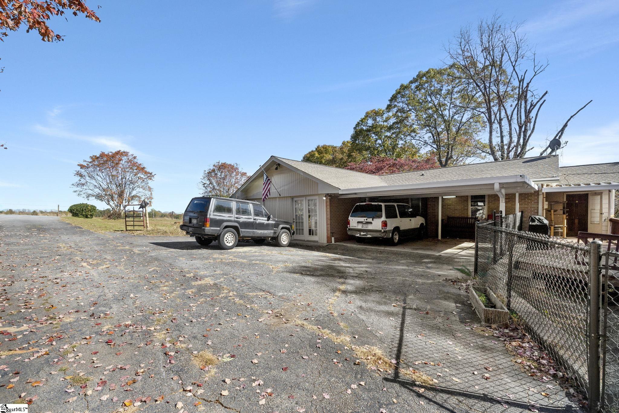 155 Ferguson Road Pickens, SC 29671 - Photo 36 of 40