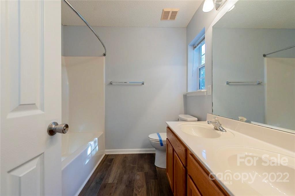 109 Rhett Court Fort Mill, SC 29715 - Photo 6 of 16 Gallery Image 6