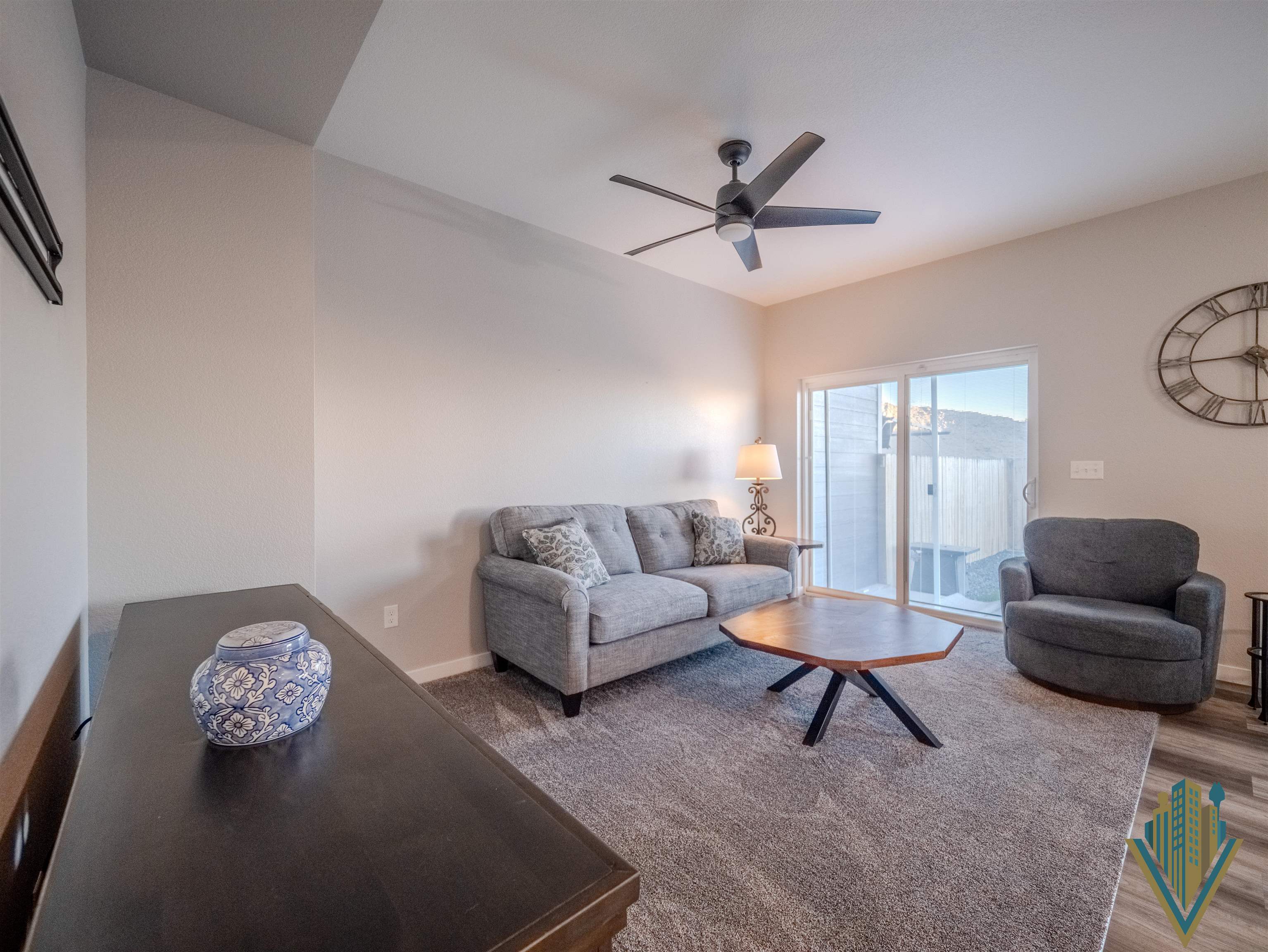 4590 Pontiac Street Mills, WY 82644 - Photo 8 of 20