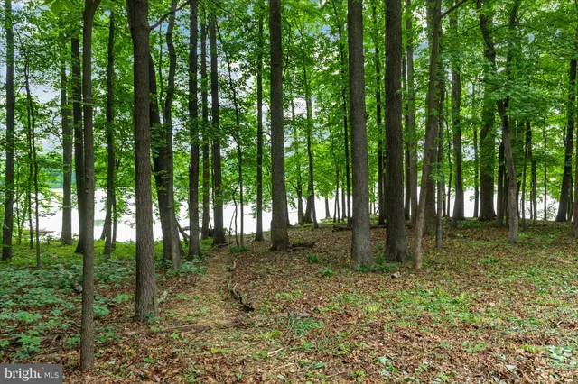 $1,150,000 | 4386 Lakewood Drive, Warrenton, VA 20187