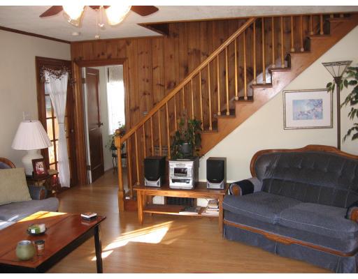 39 Manchaug Road Sutton, MA 01590 - Photo 12 of 16