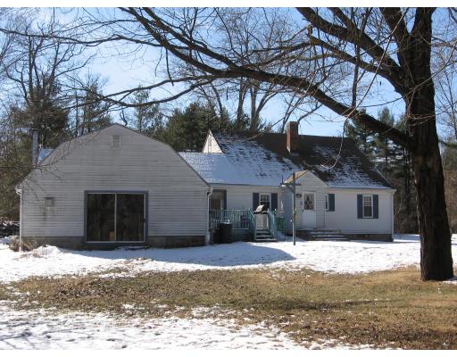 39 Manchaug Road Sutton, MA 01590 - Photo 3 of 16