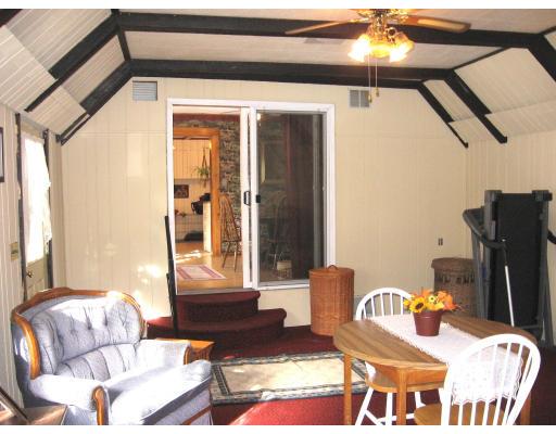 39 Manchaug Road Sutton, MA 01590 - Photo 9 of 16