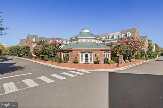 $6,000 | 308 South Fayette Street, Alexandria, VA 22314