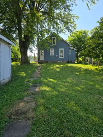 $134,900 | 228 Simmons Street, Cambridge City, IN 47327
