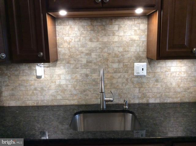 754 Mansfield Road Baltimore, MD 21221 - Photo 10 of 30 Kitchen