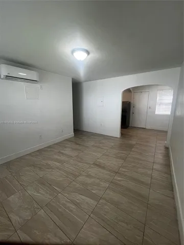 $2,350 | 11 Sidonia Avenue, Unit 1, Coral Gables, FL 33134