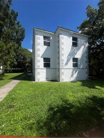 $2,350 | 11 Sidonia Avenue, Unit 1, Coral Gables, FL 33134