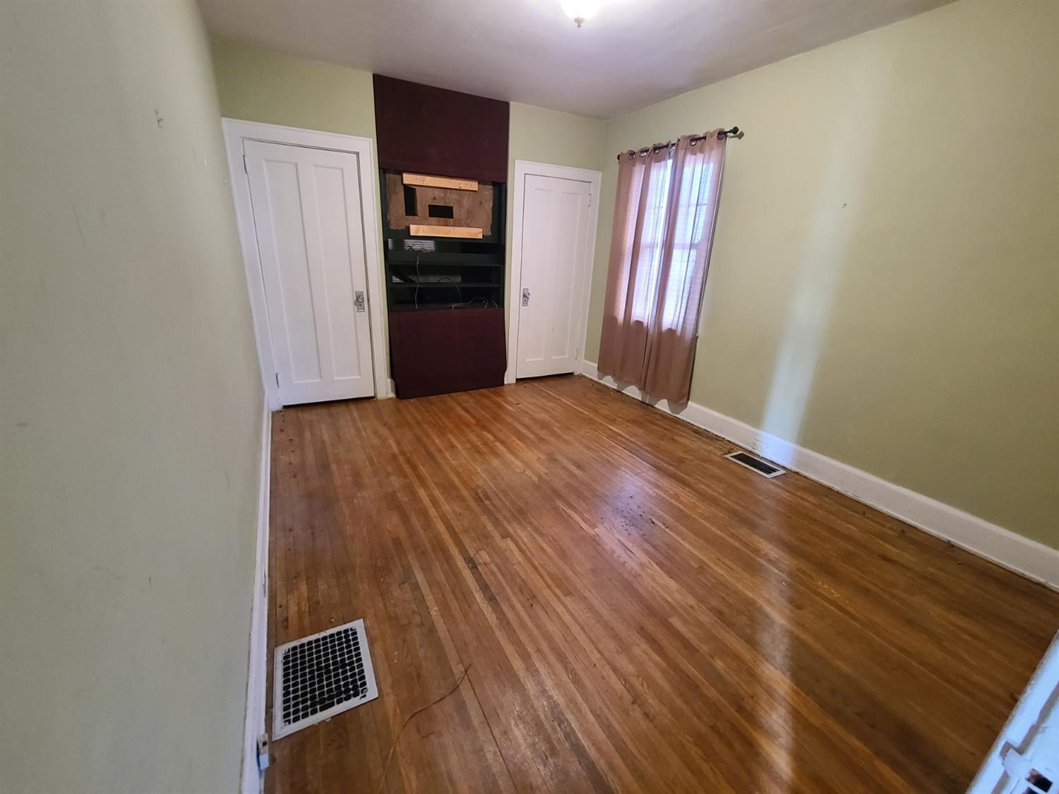 2002 Dale Road Norwood, OH 45212 - Photo 9 of 12