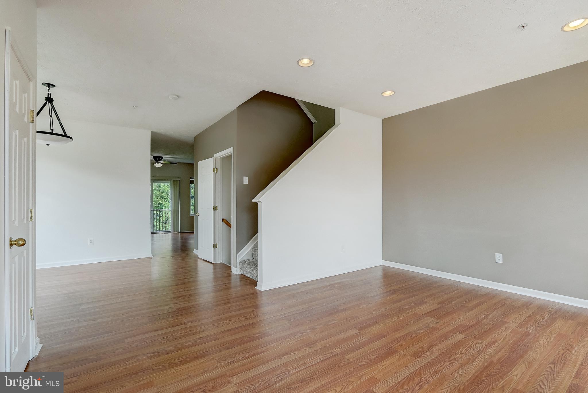9829 Davison Road Middle River, MD 21220 - Photo 3 of 43