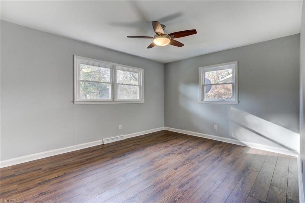 1211 Robin Road Eden, NC 27288 - Photo 10 of 21 Master bedroom