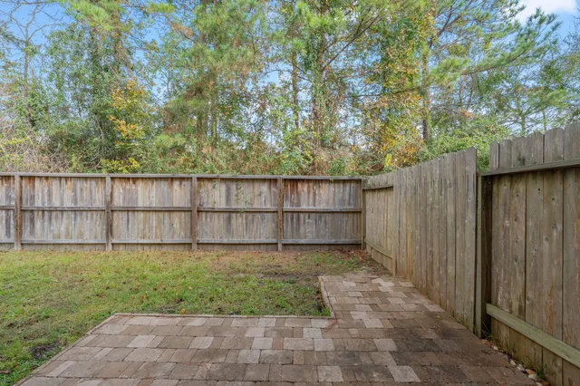 $2,250 | 174 Cheswood Forest Drive, Montgomery, TX 77316