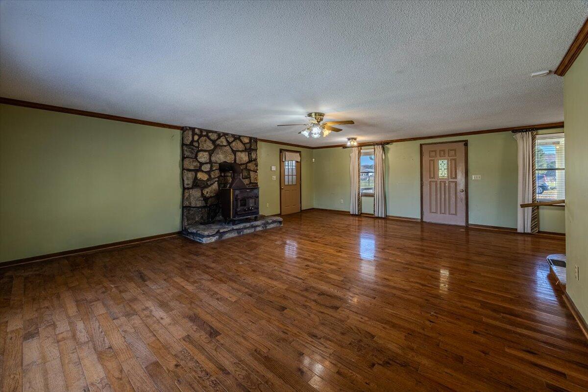 602 Moore Road Charleston, TN 37310 - Photo 13 of 36 13-602-Moore-Rd-14