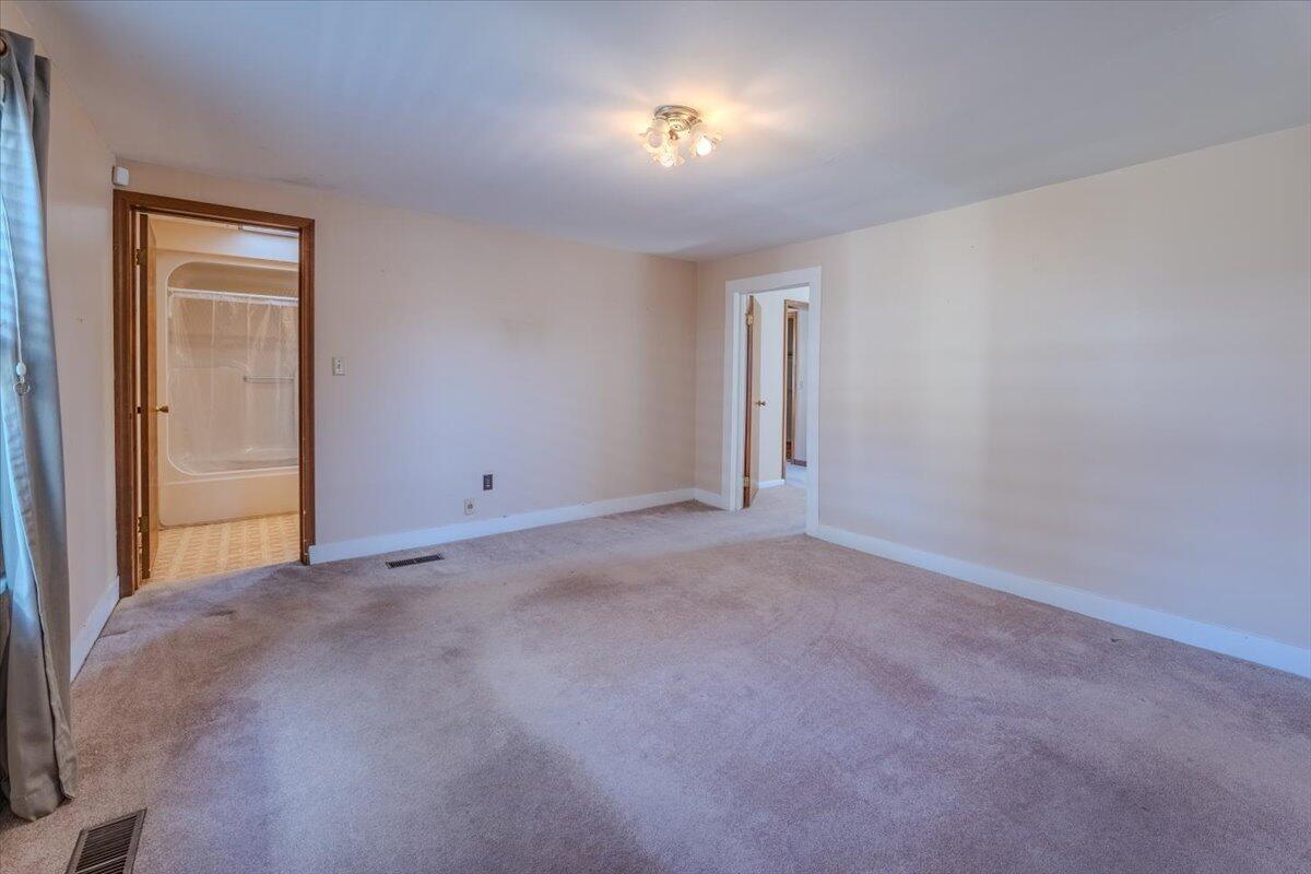 602 Moore Road Charleston, TN 37310 - Photo 29 of 36 30-602-Moore-Rd-31