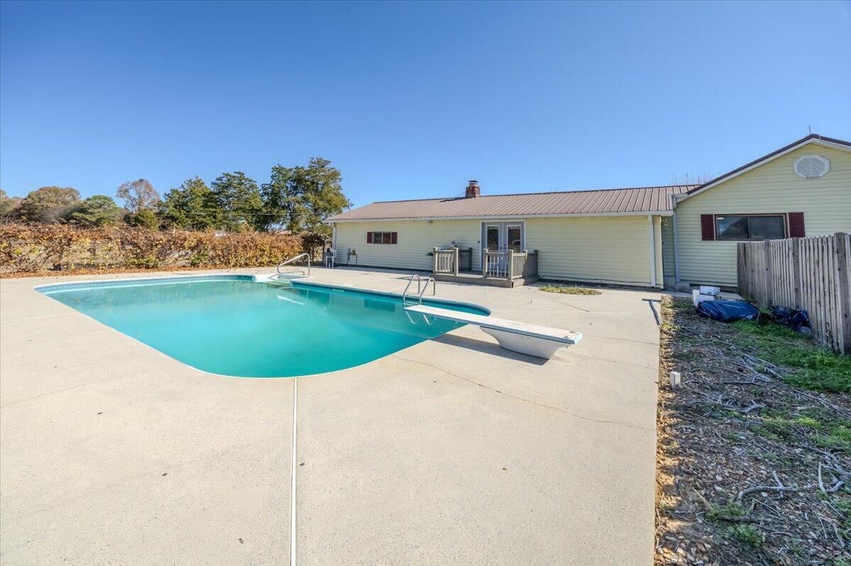 602 Moore Road Charleston, TN 37310 - Photo 9 of 36 09-602-Moore-Rd-09