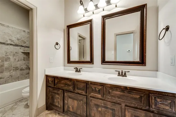 $2,300 | 778 Ruffian Way, Fate, TX 75087