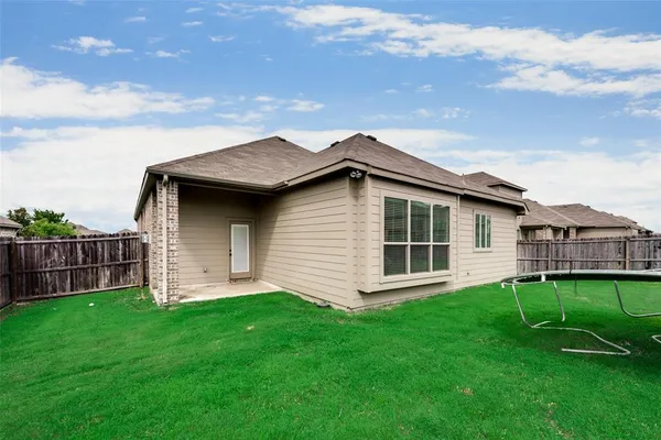 $2,300 | 778 Ruffian Way, Fate, TX 75087