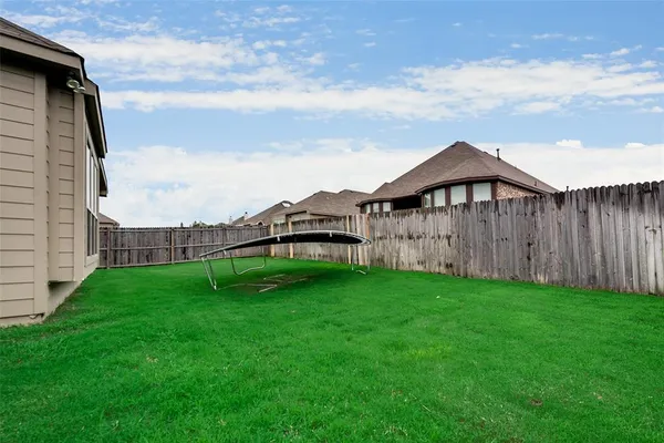 $2,300 | 778 Ruffian Way, Fate, TX 75087