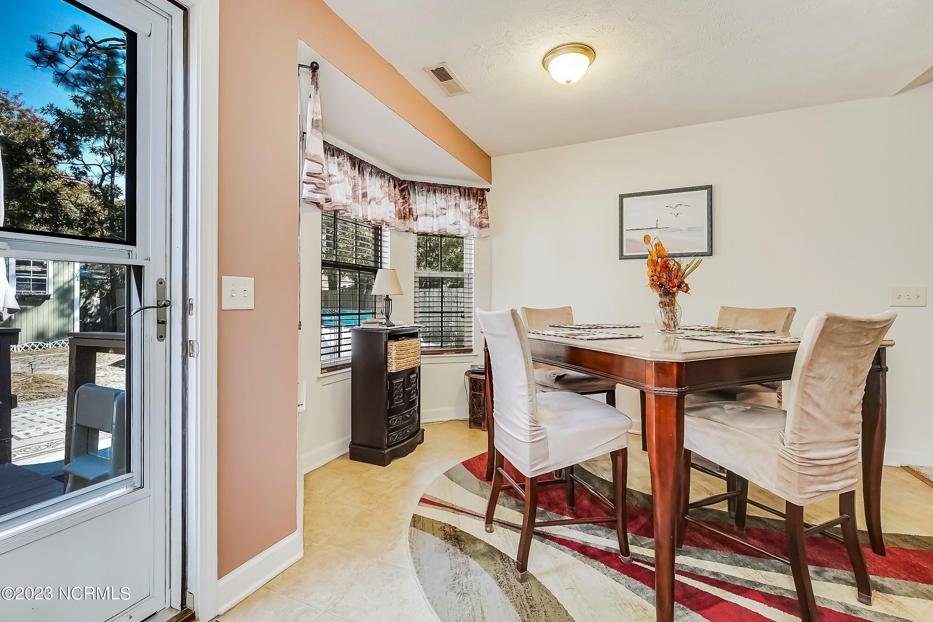256 Ash Road Southport, NC 28461 - Photo 10 of 41 10-A7404153