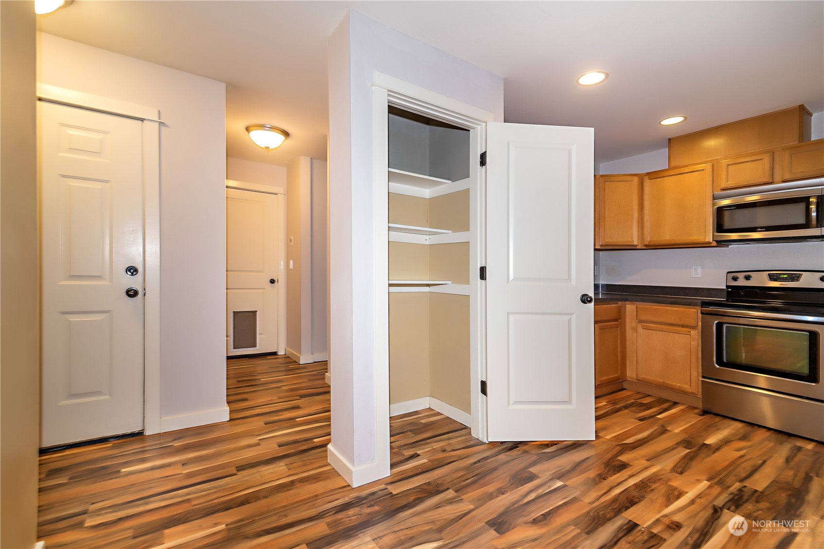 331 Pacific Loop Kittitas, WA 98934 - Photo 5 of 32 Gallery Image 5