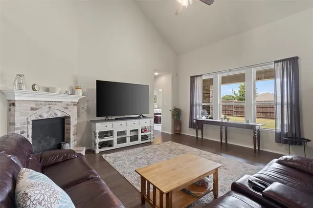 $450,900 | 1725 Settlement Way, Aubrey, TX 76227