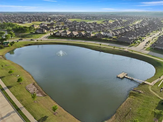 $450,900 | 1725 Settlement Way, Aubrey, TX 76227