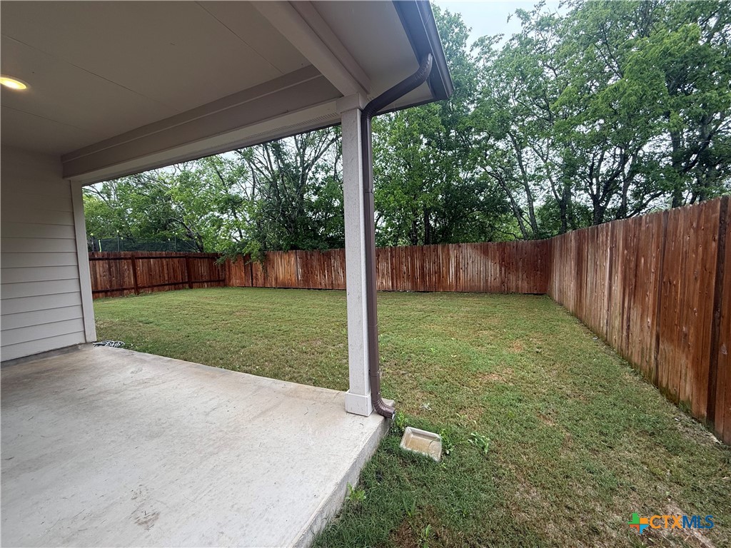 210 Addison Place Lockhart, TX 78644 - Photo 14 of 15