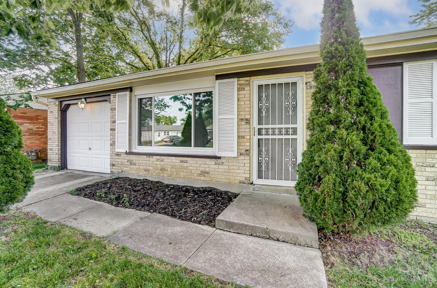 11526 Raphael Place Forest Park, OH 45240 - Photo 2 of 18