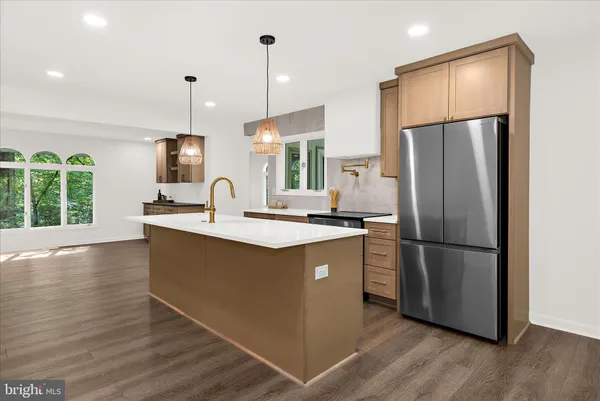 $765,000 | 1196 Tanager Drive, Millersville, MD 21108