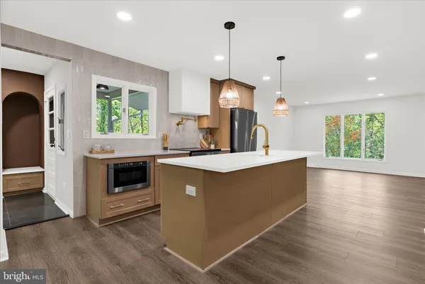 $765,000 | 1196 Tanager Drive, Millersville, MD 21108
