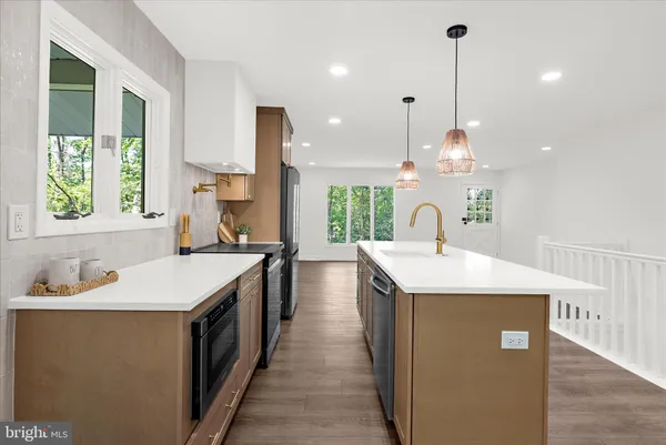 $765,000 | 1196 Tanager Drive, Millersville, MD 21108