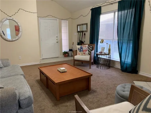 $1,850 | 2403 Carnation Court, College Station, TX 77840