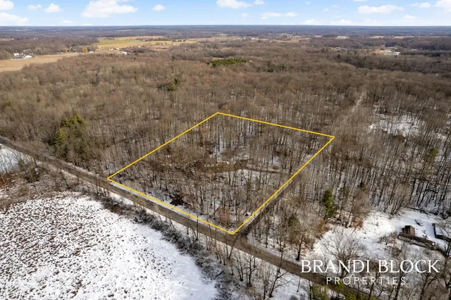 $425,000 | 14300 Tisdel Avenue Northeast, Cedar Springs, MI 49319