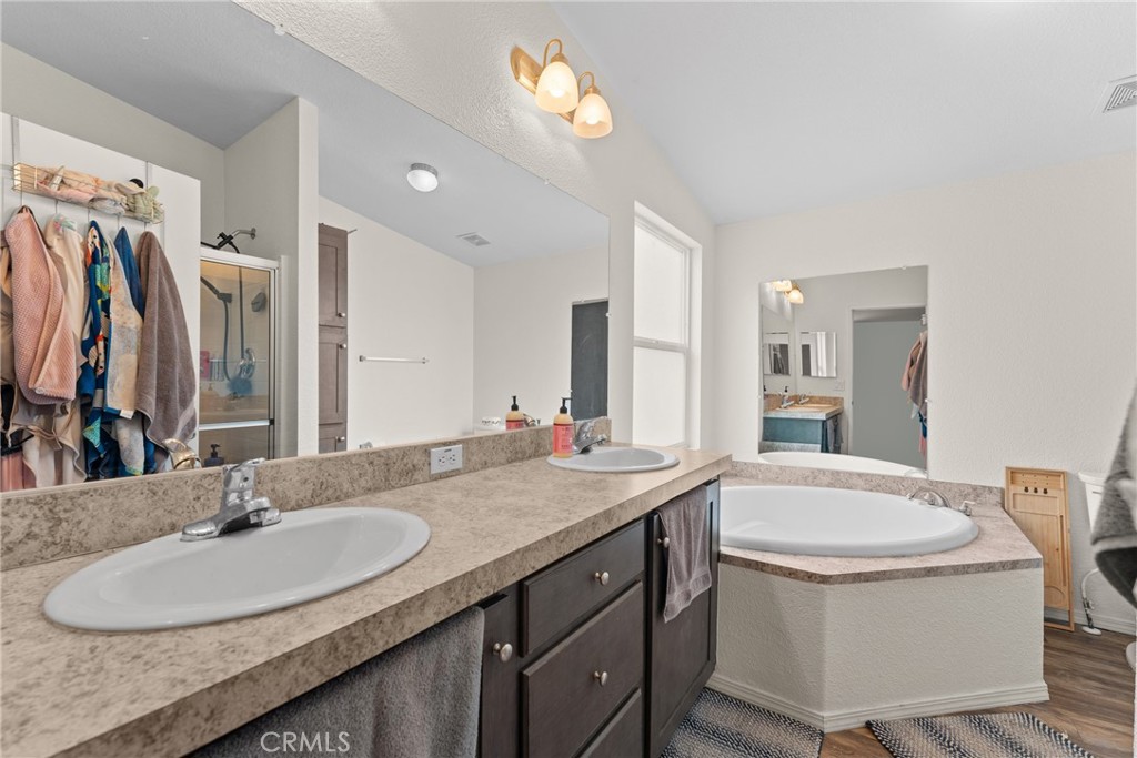 32900 Riverside Drive, Unit 53 Lake Elsinore, CA 92530 - Photo 18 of 34