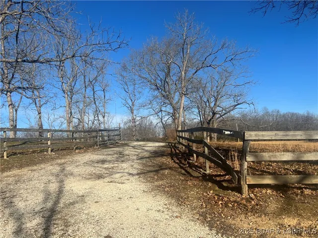 $475,000 | 28675 Heits Point Avenue, Lincoln, MO 65338