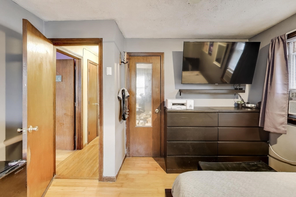 3 River St Court Lynn, MA 01905 - Photo 14 of 24 a bathroom with a sink and a mirror