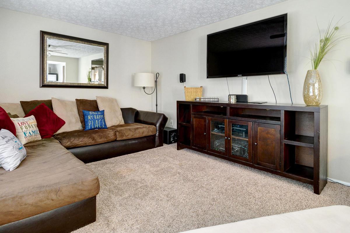3877 Ramblehurst Road Columbus, OH 43221 - Photo 13 of 31 Gallery Image 13