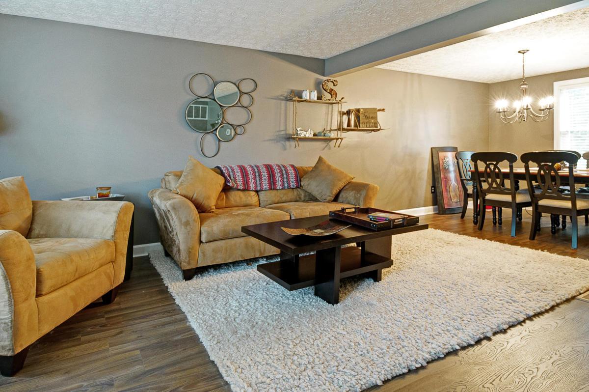 3877 Ramblehurst Road Columbus, OH 43221 - Photo 4 of 31 Gallery Image 4
