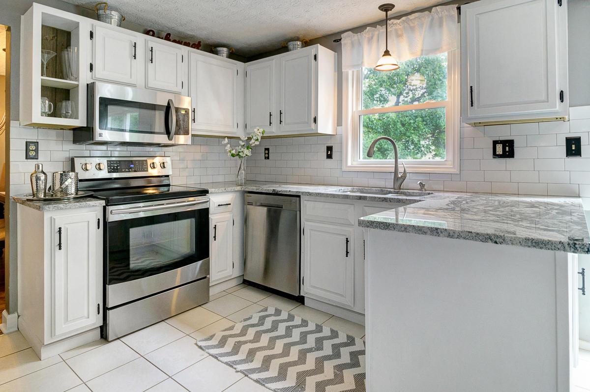 3877 Ramblehurst Road Columbus, OH 43221 - Photo 10 of 31 Gallery Image 10