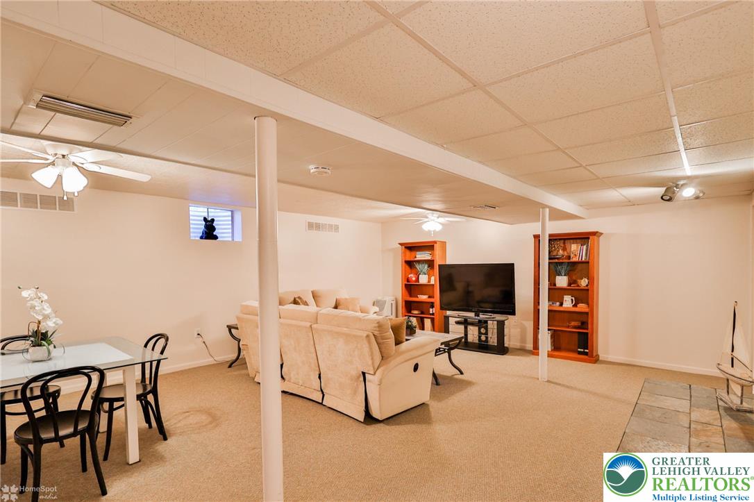 930 Springhouse Road Allentown, PA 18104 - Photo 34 of 46 Gallery Image 34