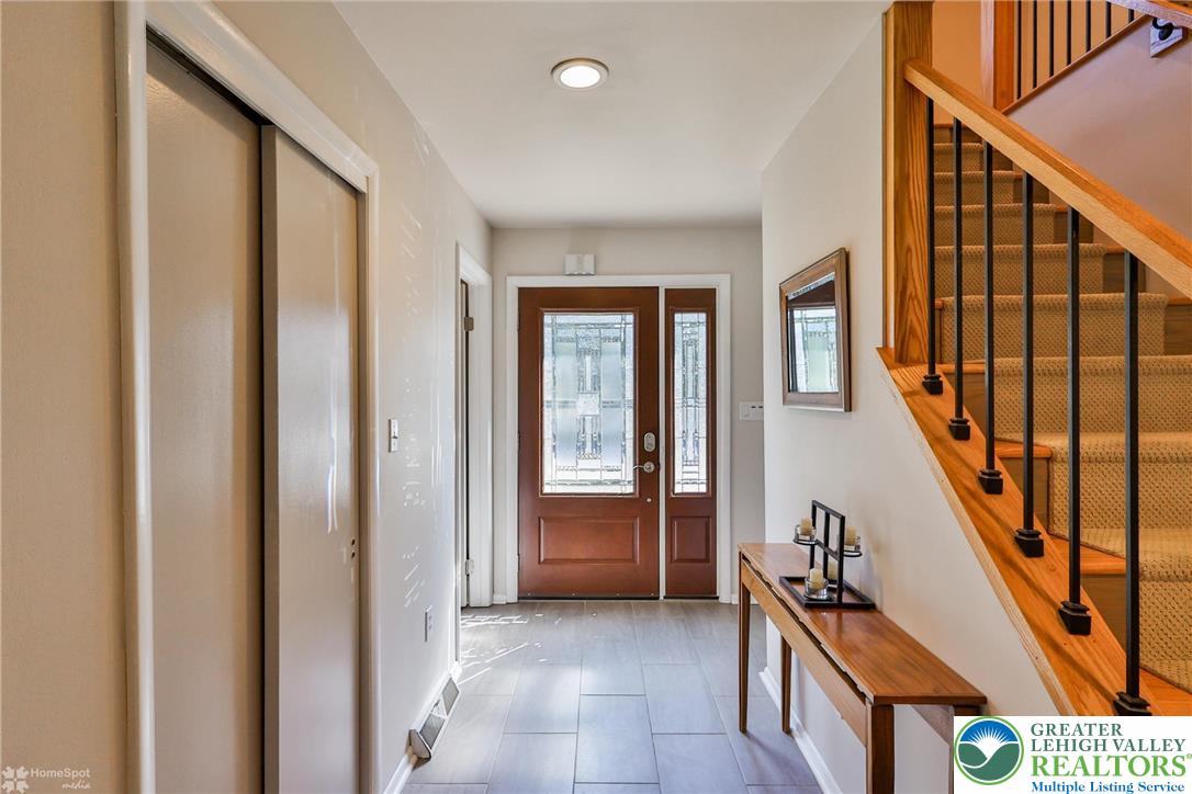 930 Springhouse Road Allentown, PA 18104 - Photo 4 of 46 Gallery Image 4