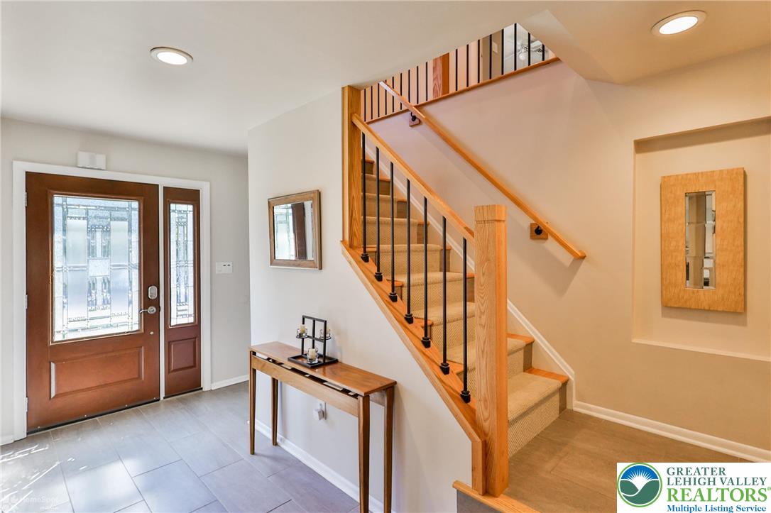 930 Springhouse Road Allentown, PA 18104 - Photo 5 of 46 Gallery Image 5