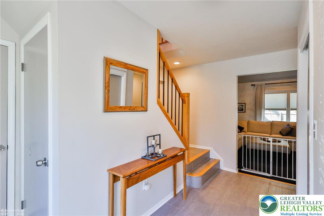 930 Springhouse Road Allentown, PA 18104 - Photo 6 of 46 Gallery Image 6
