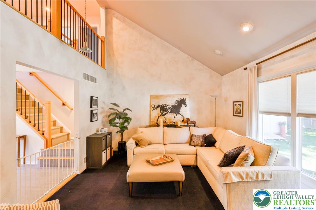 930 Springhouse Road Allentown, PA 18104 - Photo 9 of 46 Gallery Image 9