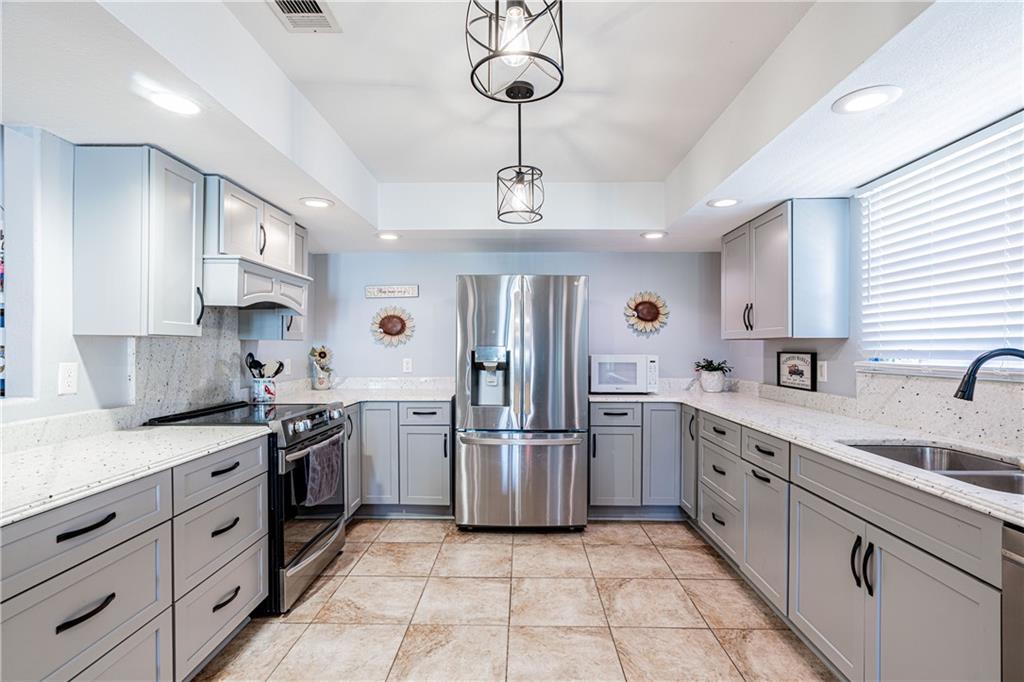 325 Somerset Road Laplace, LA 70068 - Photo 5 of 29