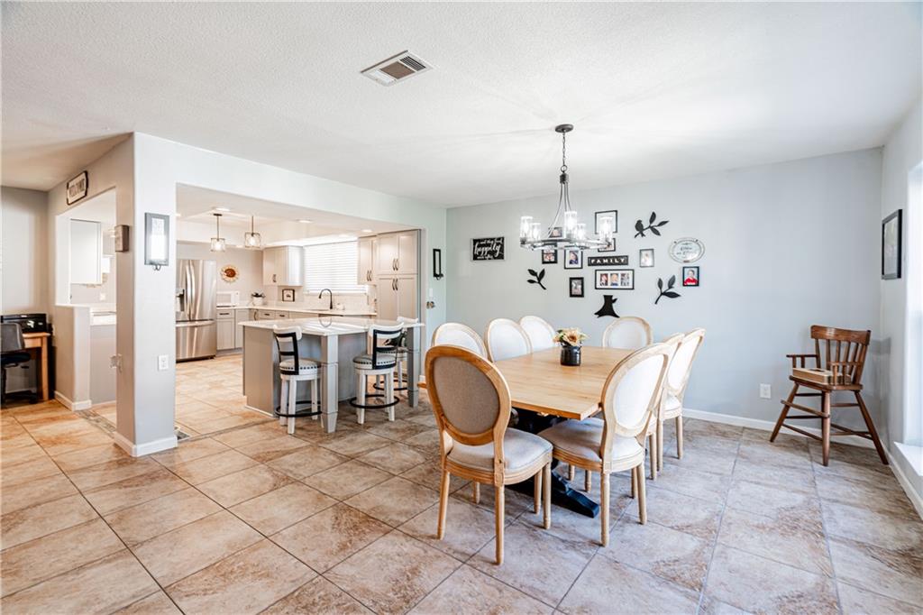 325 Somerset Road Laplace, LA 70068 - Photo 7 of 29