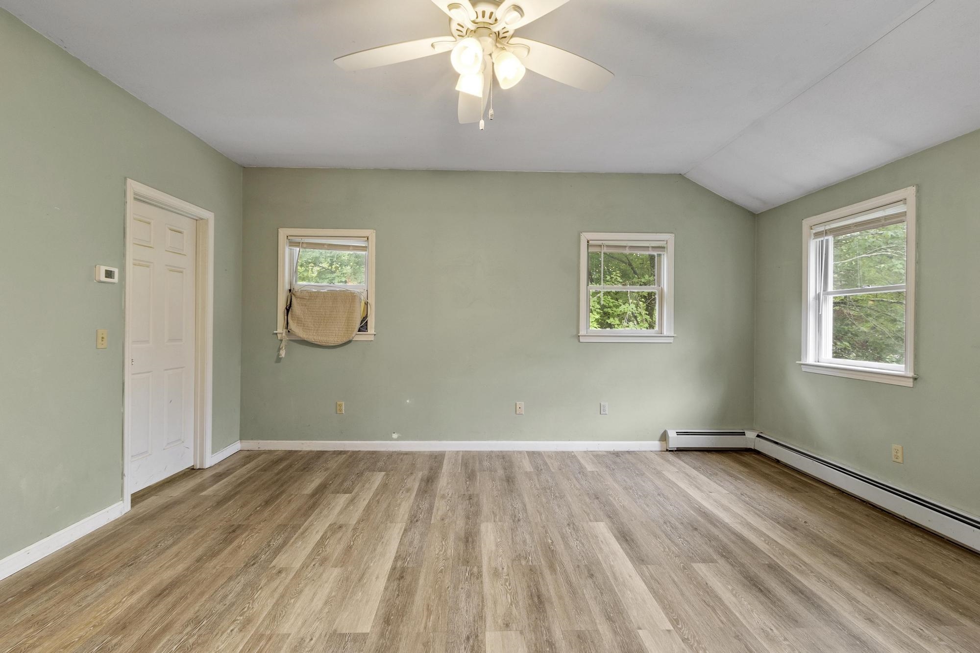 113 Newton Road Plaistow, NH 03865 - Photo 14 of 60