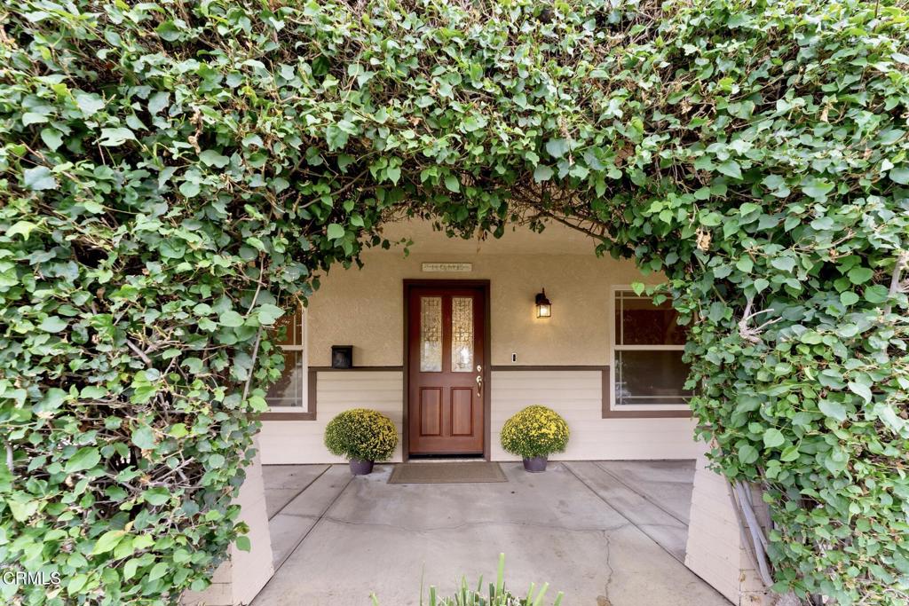 5840 Citrus Avenue Whittier, CA 90601 - Photo 3 of 50 5840 Citrus_ Low Res 007