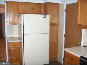 19 Mapleton Road Toms River, NJ 08757 - Photo 7 of 10