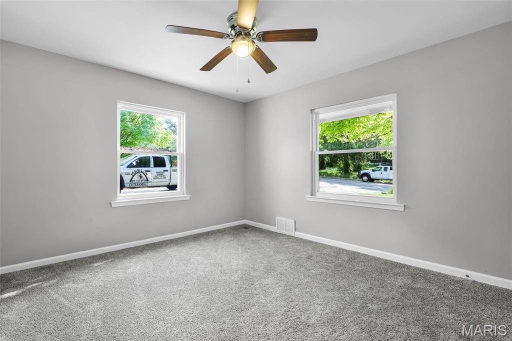 3554 Brown Road St. Louis, MO 63114 - Photo 21 of 47 Gallery Image 21